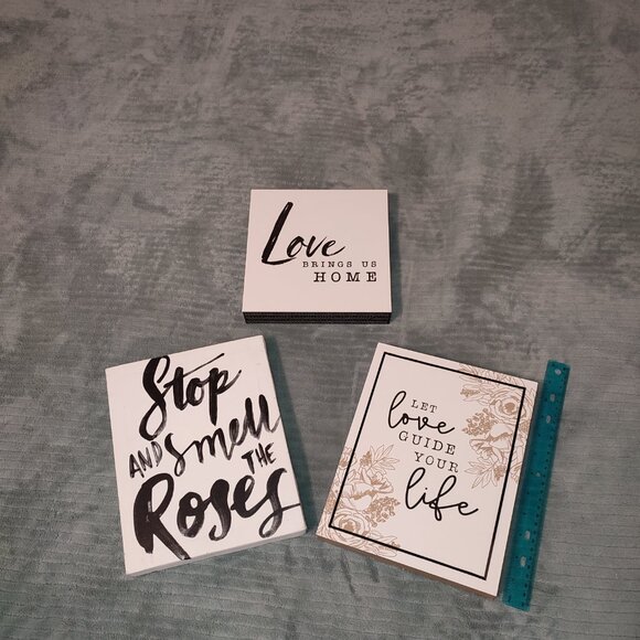 3 Signs Home Decor Wooden Canvas Love Brings us home smell the roses life Quotes - Picture 2 of 12